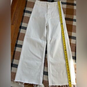 Zara High Waist Straight Jeans White Size 4